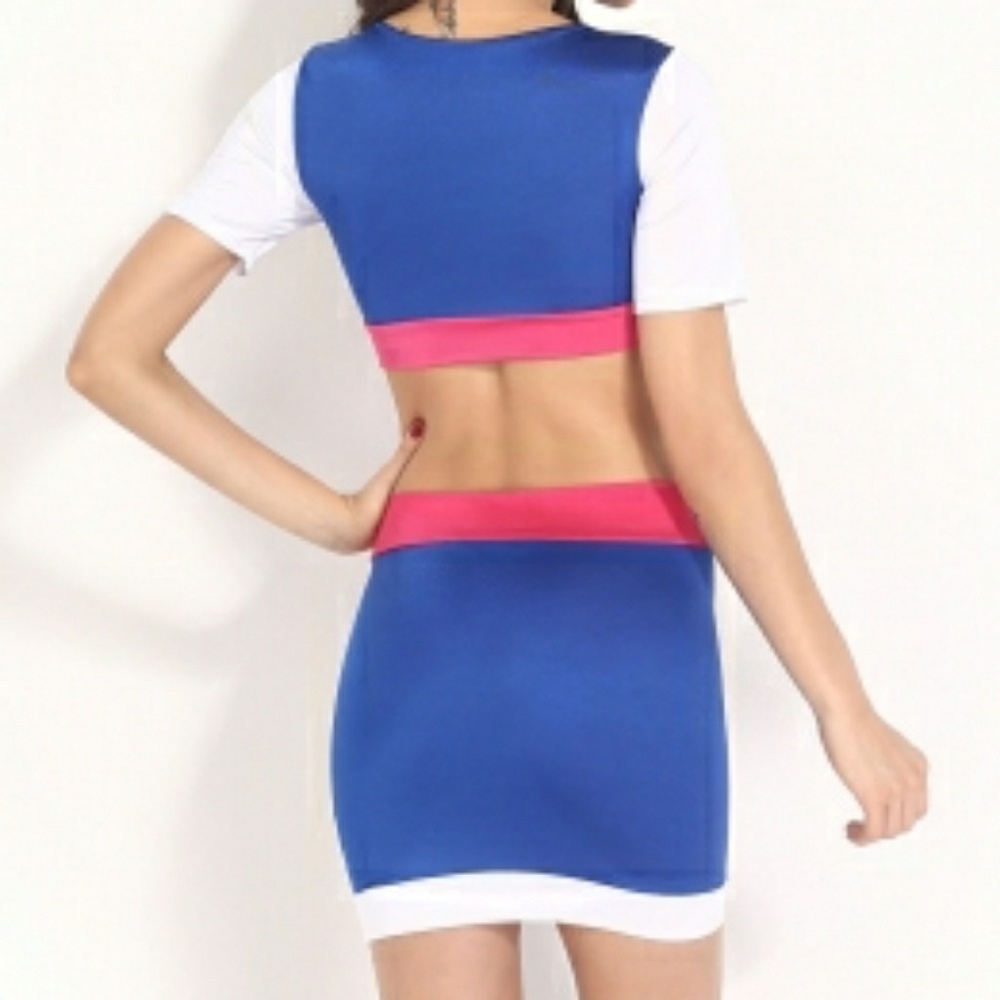 Alluring Sexy Cropped Top and Skirt Set - Picture 3 of 8